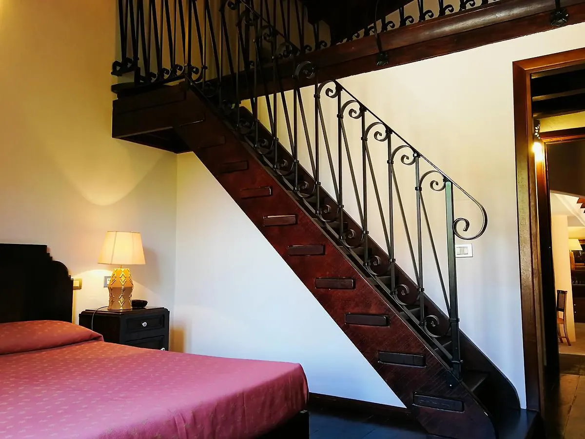 Hotel Il Vecchio Mulino Àrbatax 3*,  İtalya