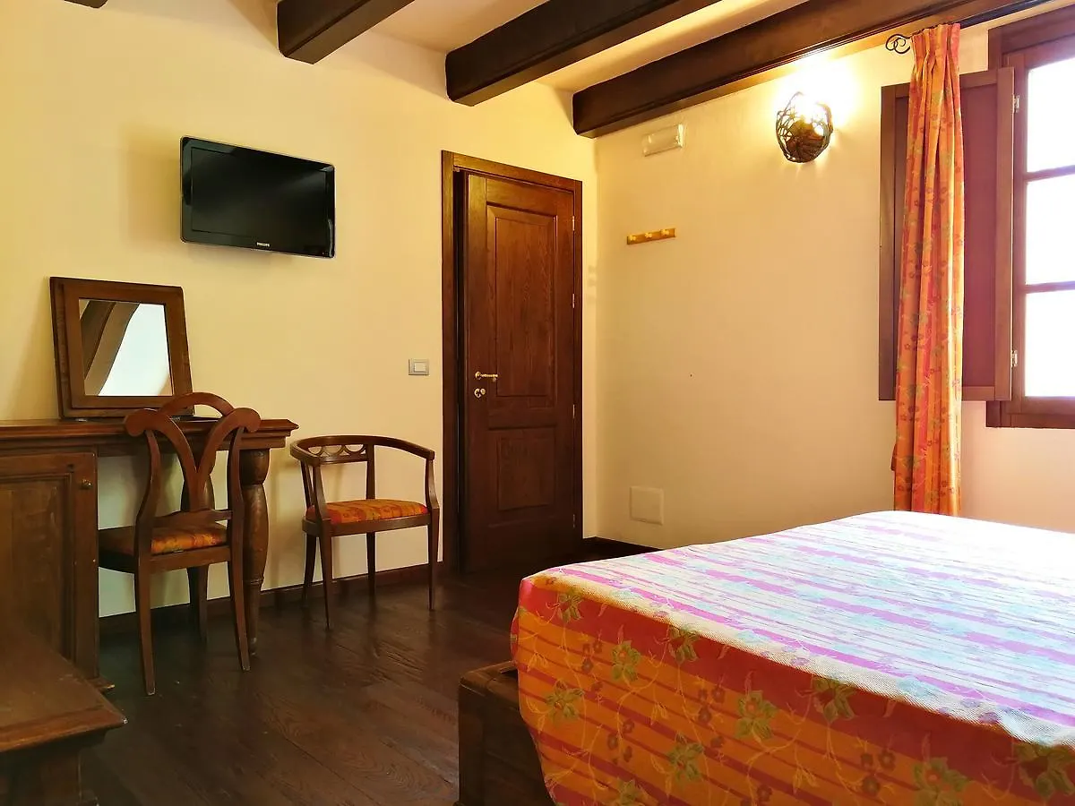 Hotel Il Vecchio Mulino Àrbatax 3*,