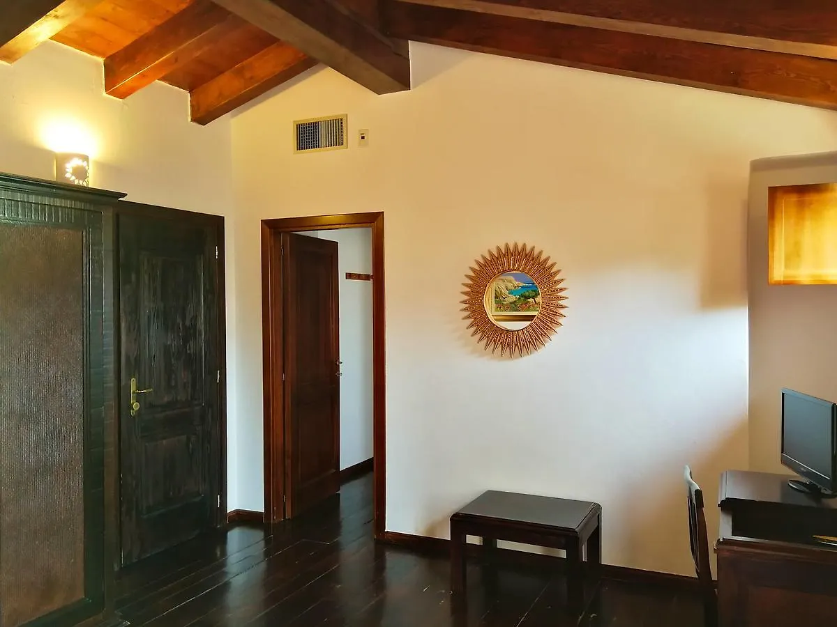 Hotel Il Vecchio Mulino Àrbatax