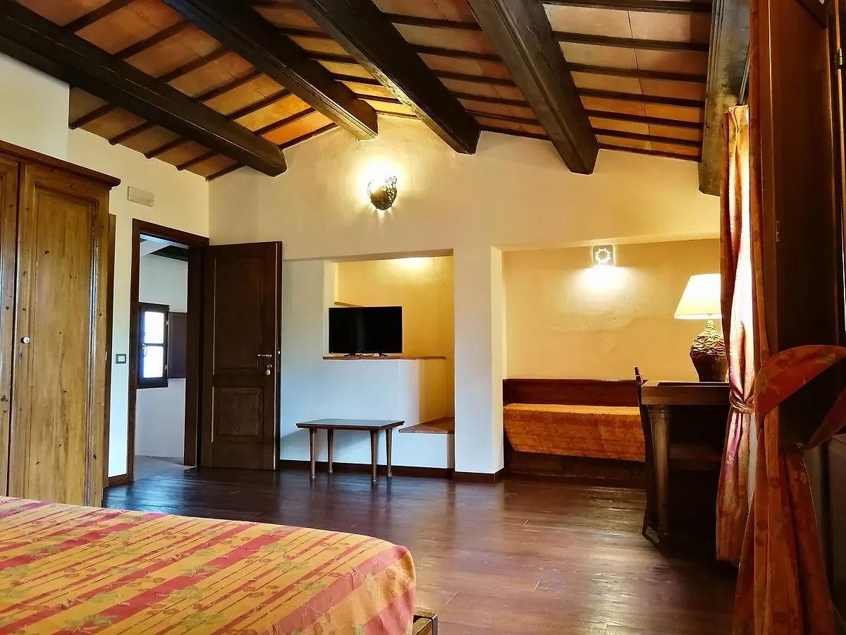 Hotel Il Vecchio Mulino Àrbatax 3*,